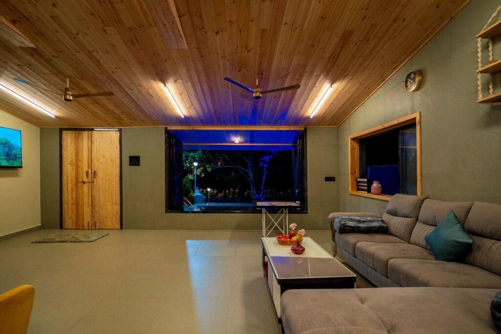 Spicy Mango Lakeside Abode - Luxurious Villa In Pawana Lonavla Exterior foto