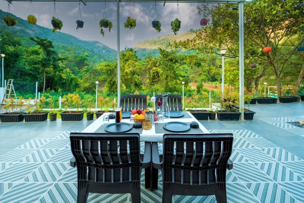 Spicy Mango Lakeside Abode - Luxurious Villa In Pawana Lonavla Exterior foto